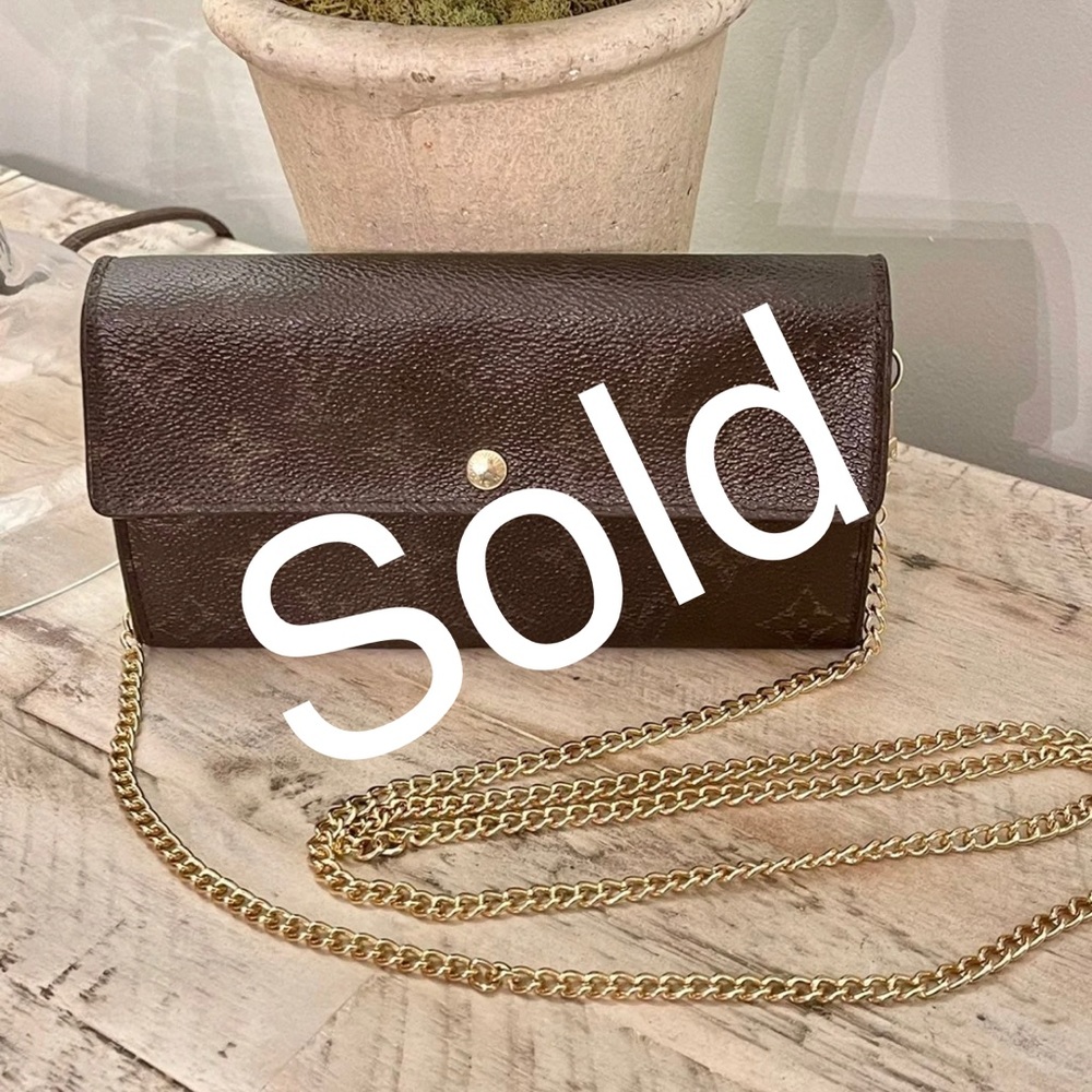 Authentic Louis Vuitton Wallet/Crossbody